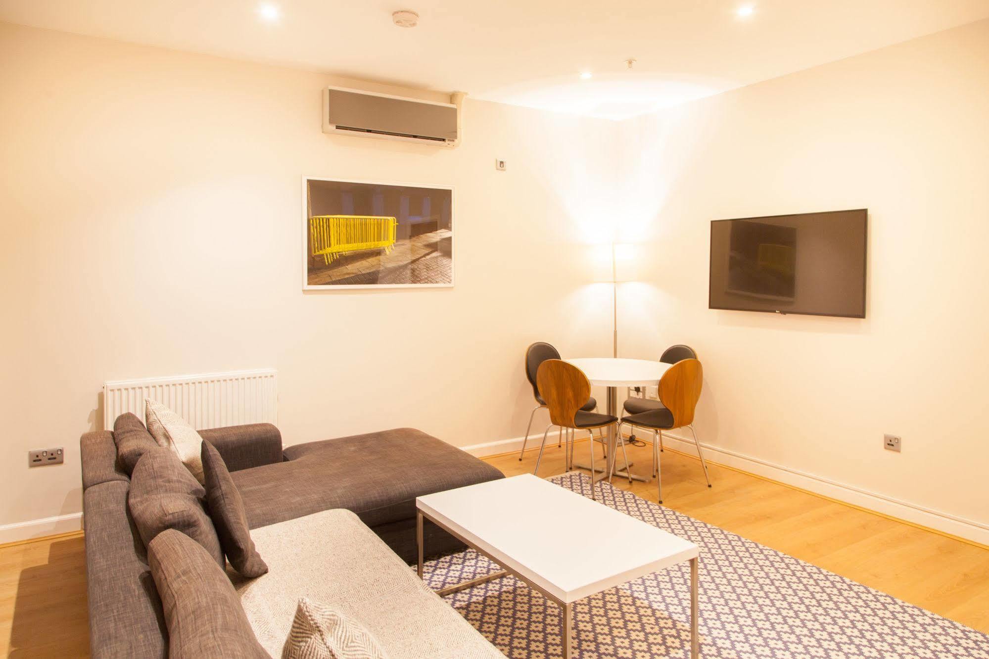 Premier Suites Plus กลาสโกว์ ภายนอก รูปภาพ
